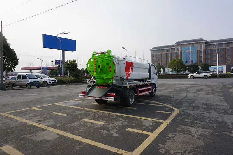中洁牌XZL5040GQW6型东风凯普特清洗吸污车