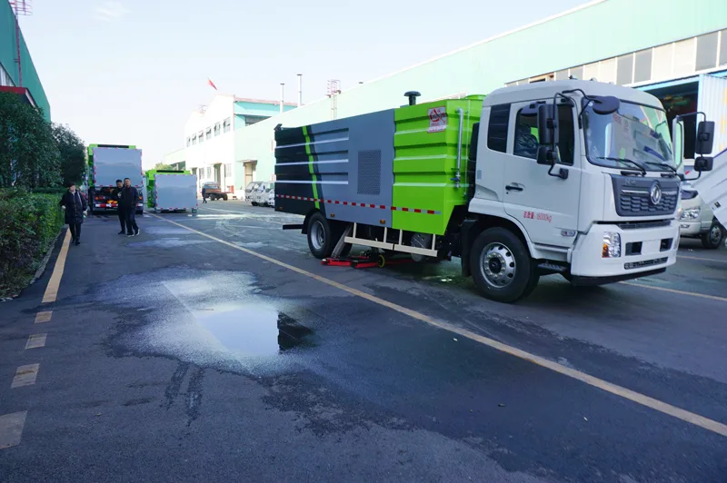 中洁牌XZL5182TXC6型吸尘车