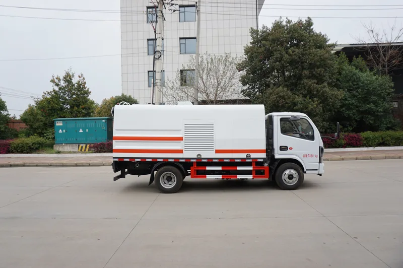中洁牌XZL5070GQX6型护栏清洗车