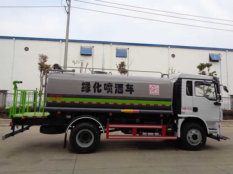 XZL5188GPS6型绿化喷洒车