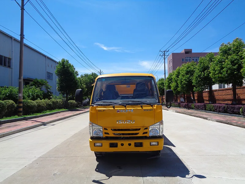 XZL5072GSS6型洒水车