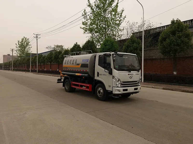 XZL5100GPS6型绿化喷洒车