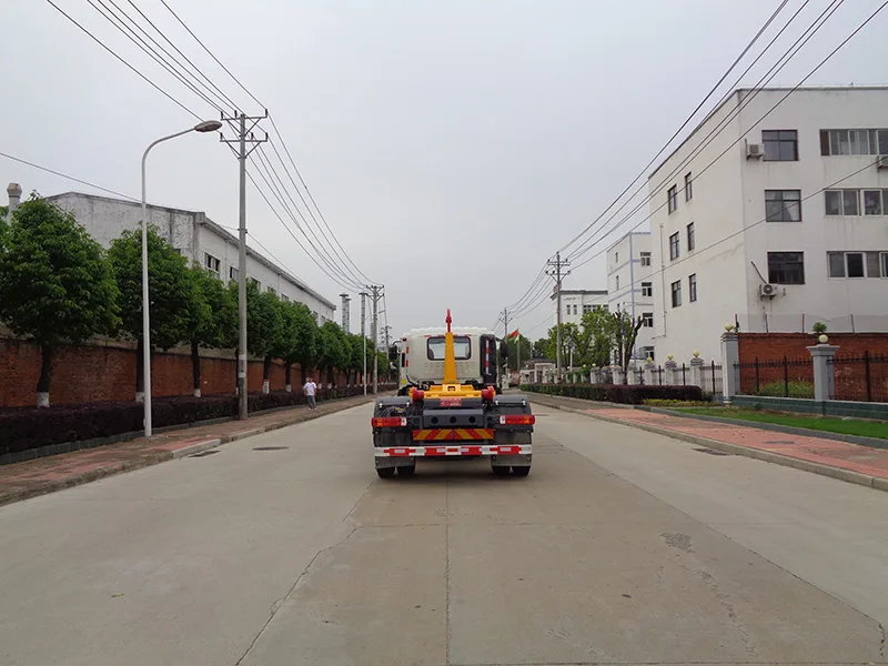 XZL5184ZXX6型车厢可卸式垃圾车